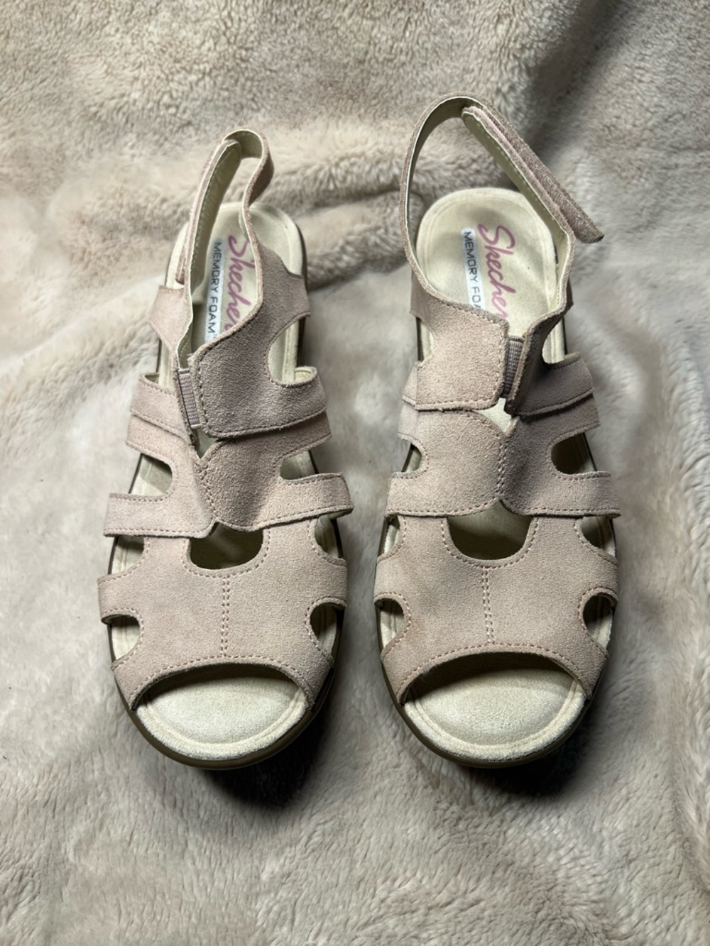 Skechers wedge memory foam wedge sandal size 7.5
